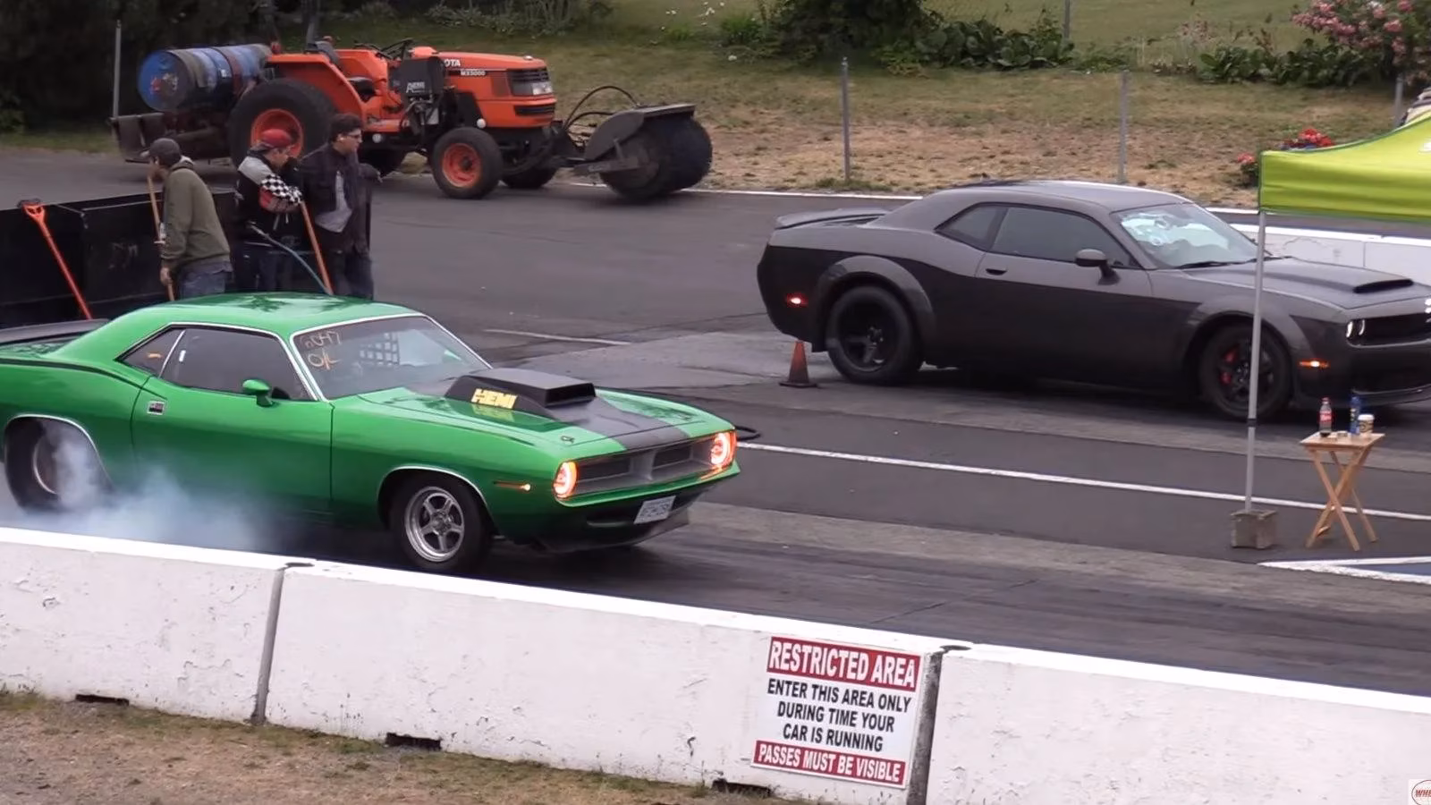 why-a-vintage-plymouth-cuda-just-annihilated-a-dodge-demon-at-the-strip-image-0